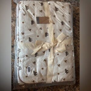 Kyte Baby - Honey Bear 2.5 TOG Youth Blanket NIB